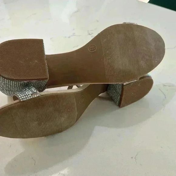 Madden Girl Bling Sandals.  Women’s size 9.5. - Picture 7 of 7